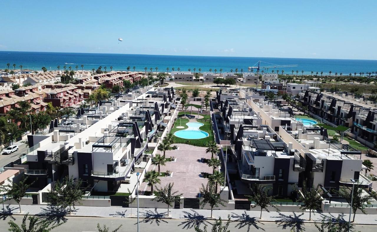 Higuericas Beach Apartment Pilar de la Horadada Eksteriør billede